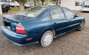 Honda-accord-lx-1995-green-6
