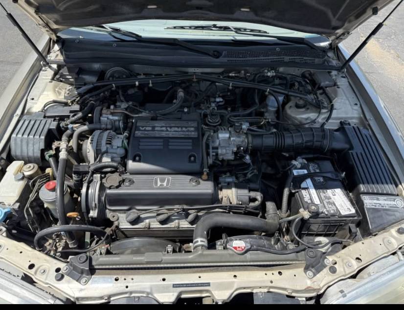 Honda-accord-sedan-1995-4