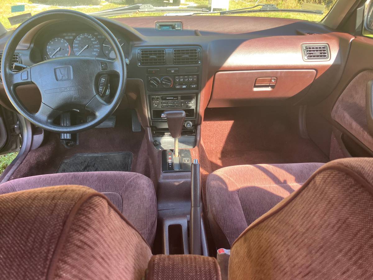 Honda-accordlx-1992-brown-4