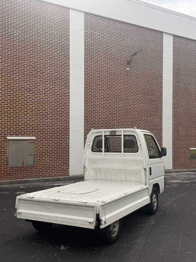 Honda-acty-minitruck-1992-white-2
