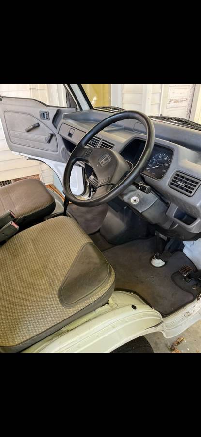 Honda-acty-minitruck-1994-white-4