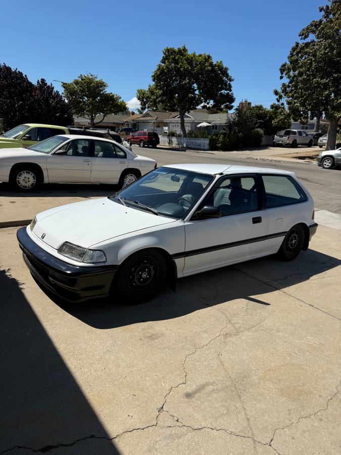 Honda-civic-1991-white-1