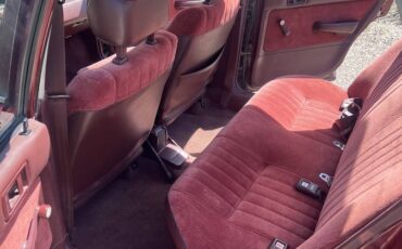 Honda-civic-sedan-1987-red-5