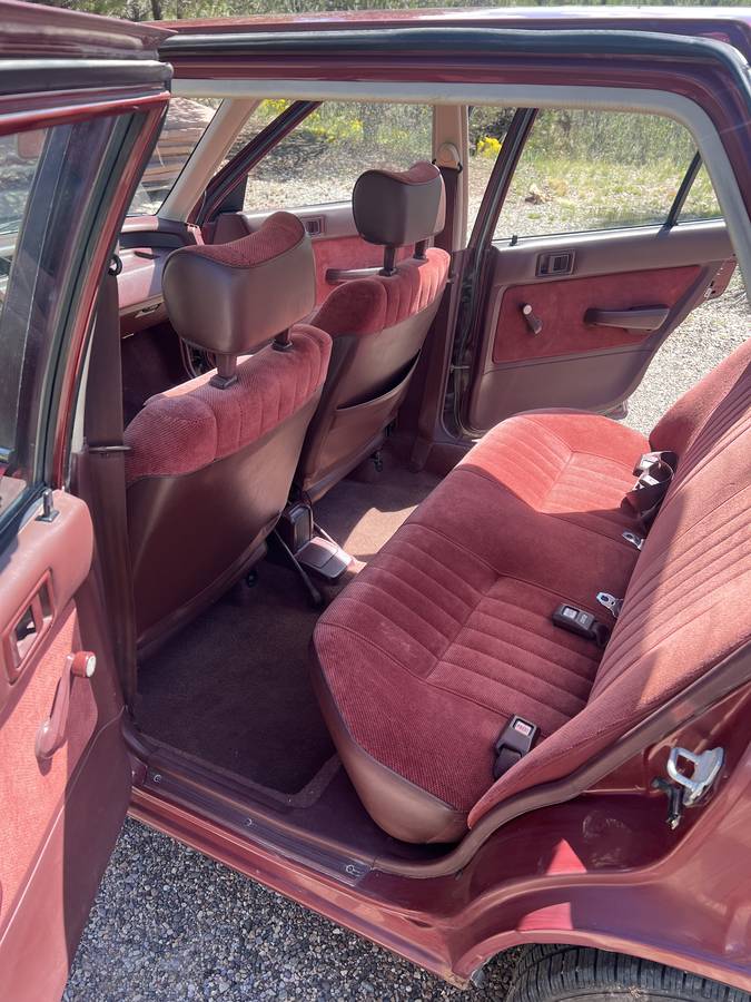 Honda-civic-sedan-1987-red-5