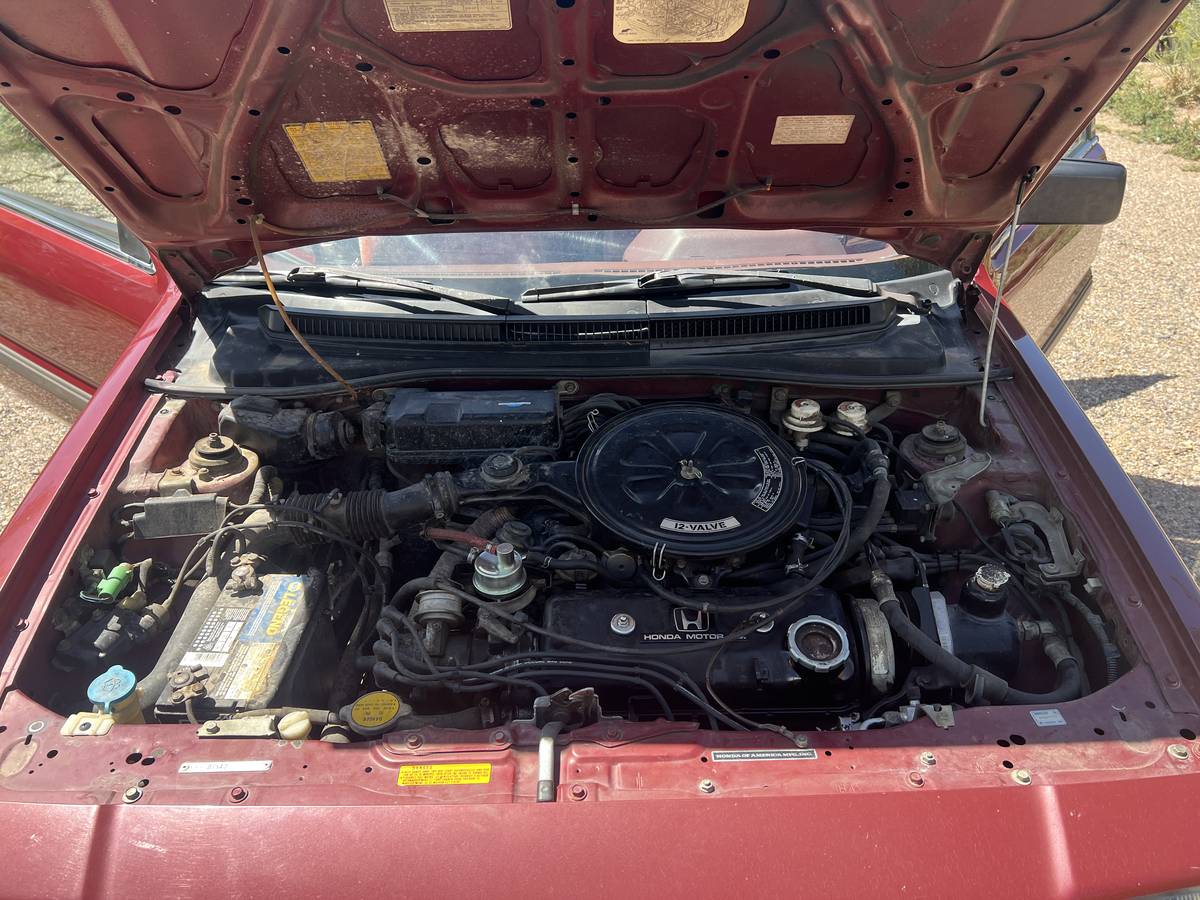 Honda-civic-sedan-1987-red-7