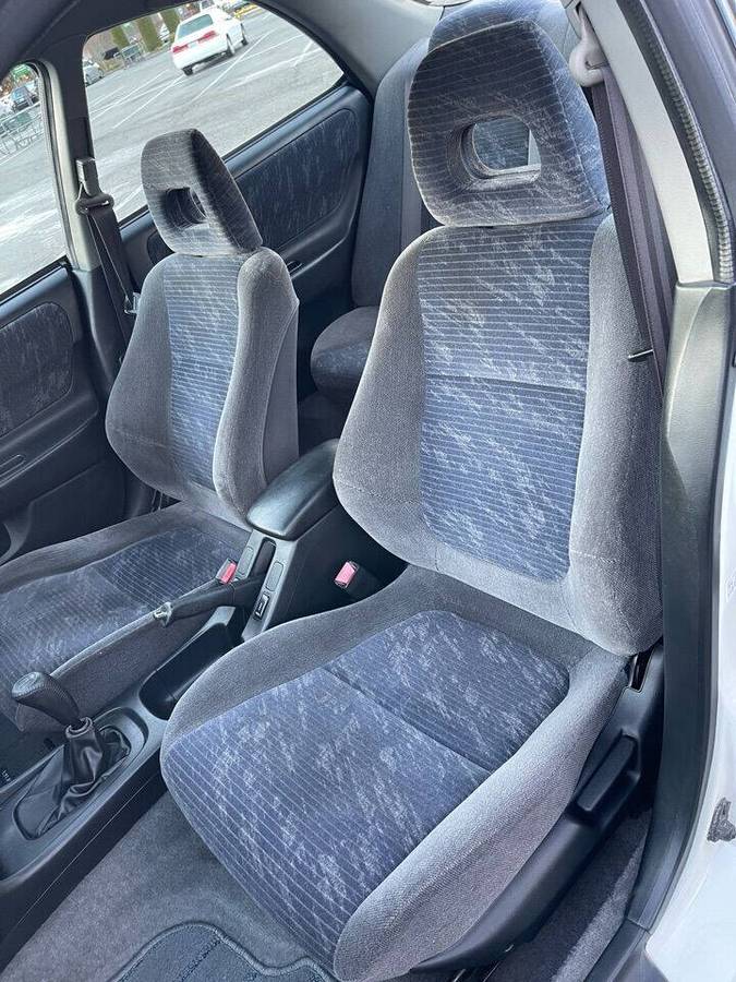 Honda-integra-1995-white-10