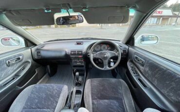 Honda-integra-1995-white-11