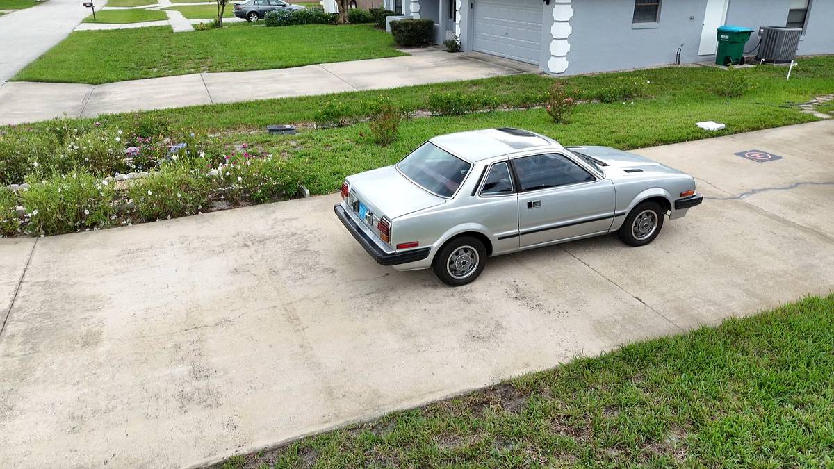 Honda-prelude-1979-grey-1