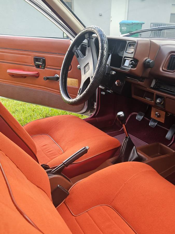 Honda-prelude-1979-grey-3