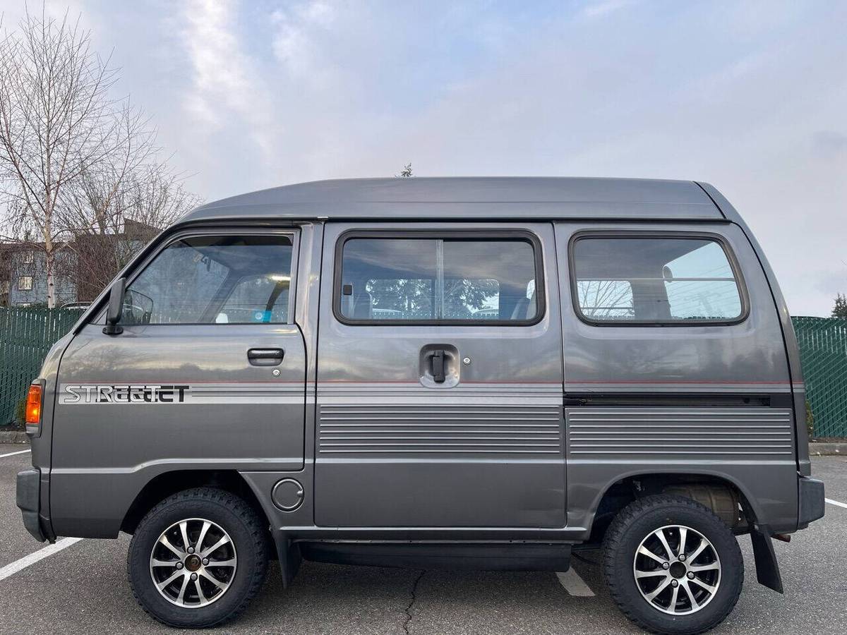 Honda-street-1987-grey-5