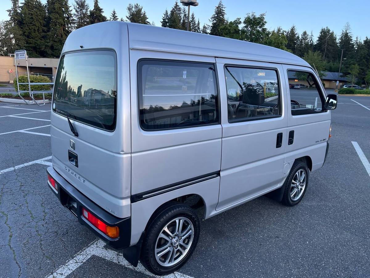 Honda-street-1995-silver-3