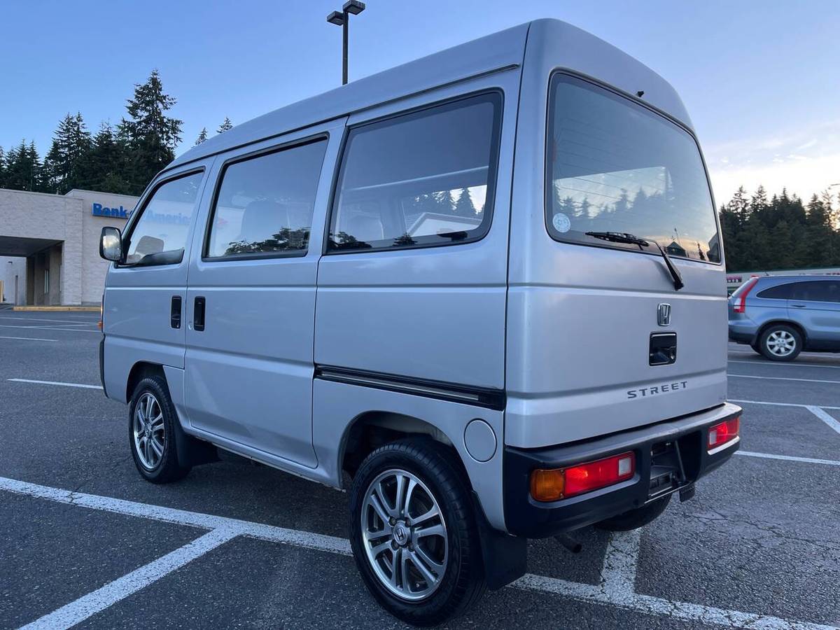 Honda-street-1995-silver-6
