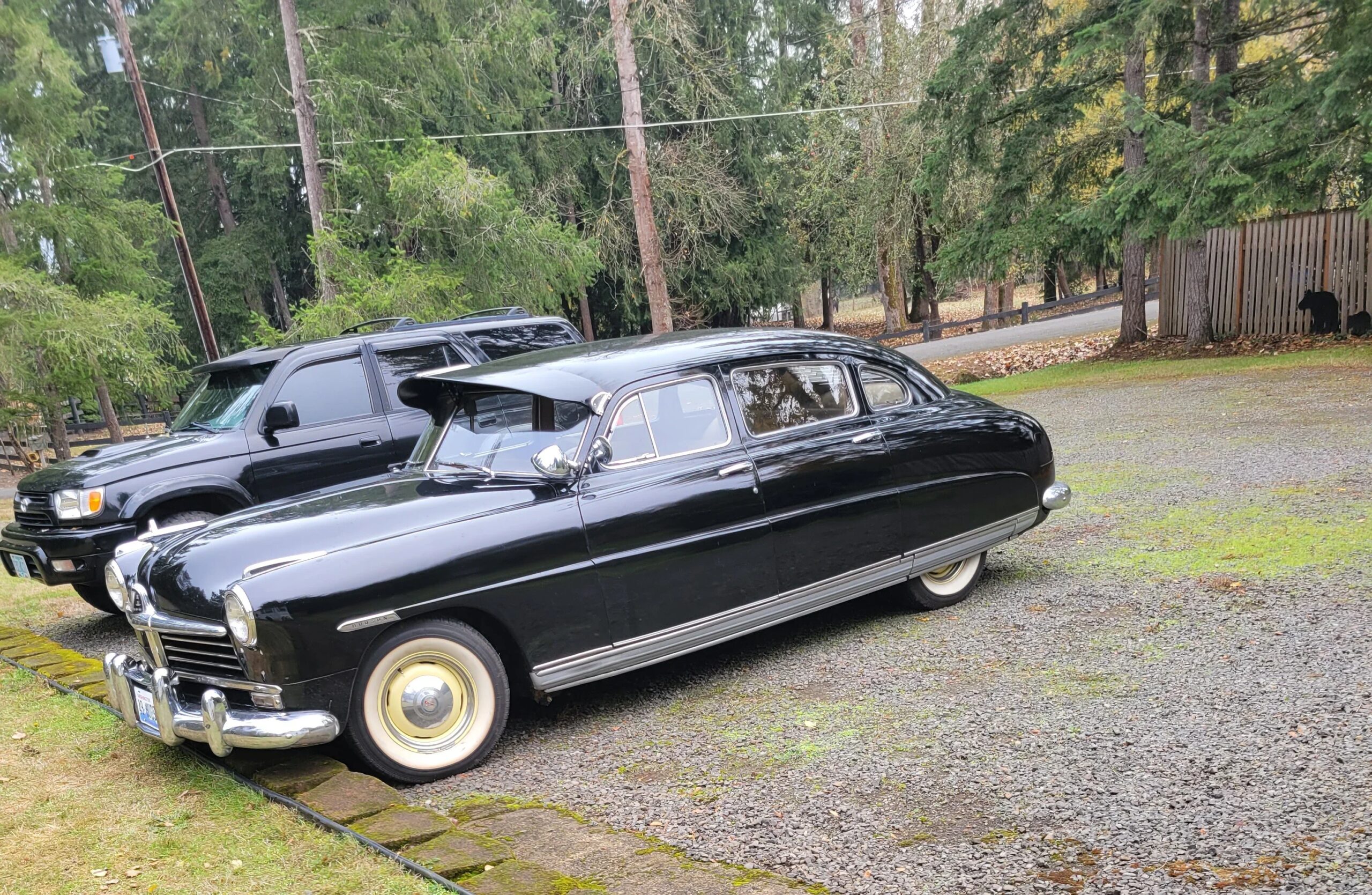 Hudson-Commodore-1949-Black-Beige-4