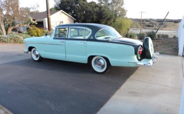 Hudson-Hornet-custom-1955-blue-white-12
