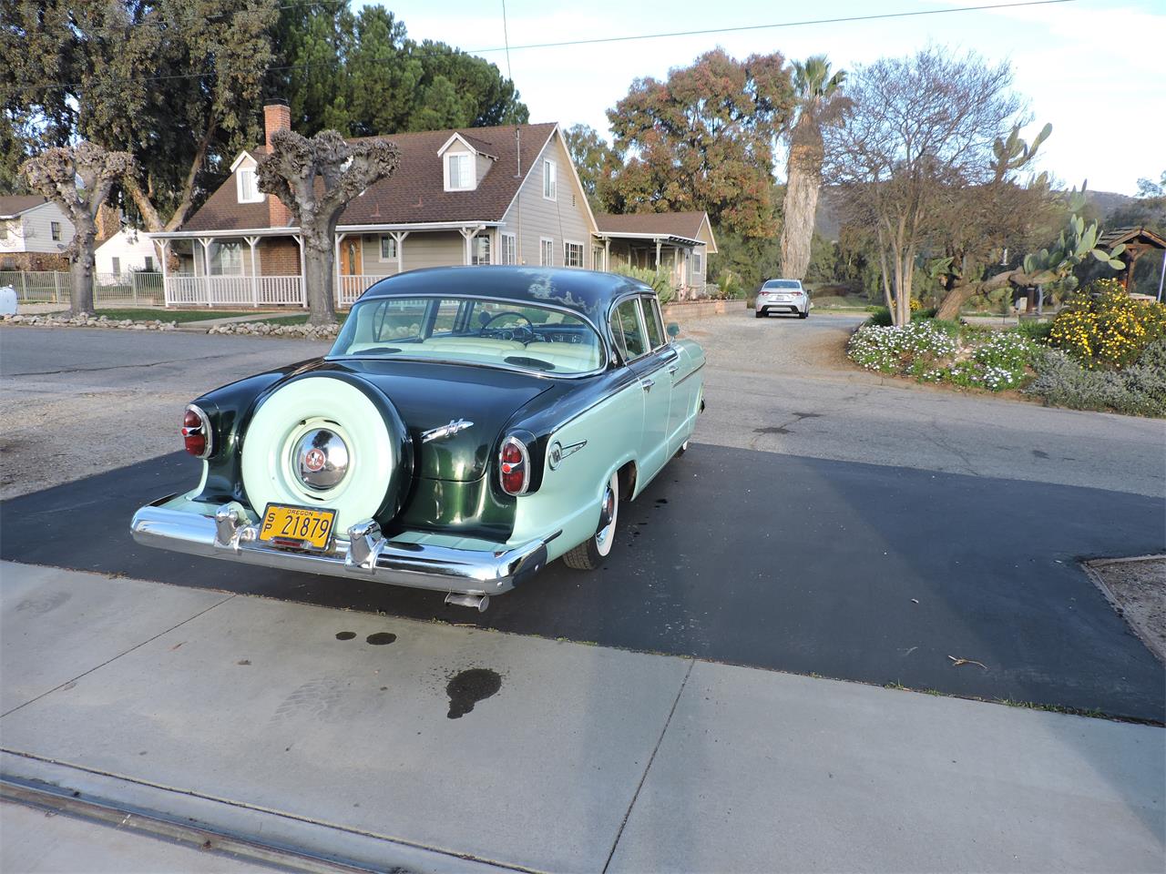 Hudson-Hornet-custom-1955-blue-white-14