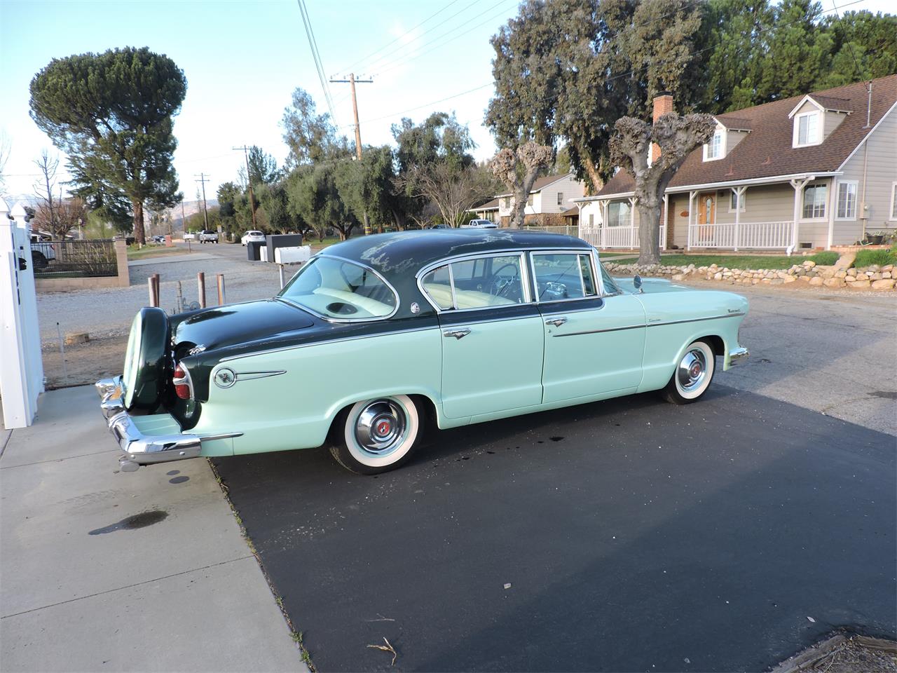 Hudson-Hornet-custom-1955-blue-white-15