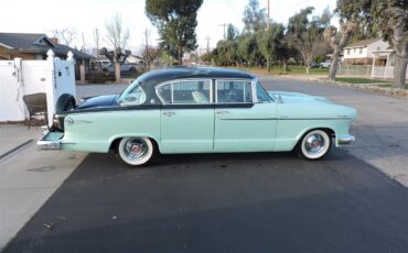 Hudson-Hornet-custom-1955-blue-white-16