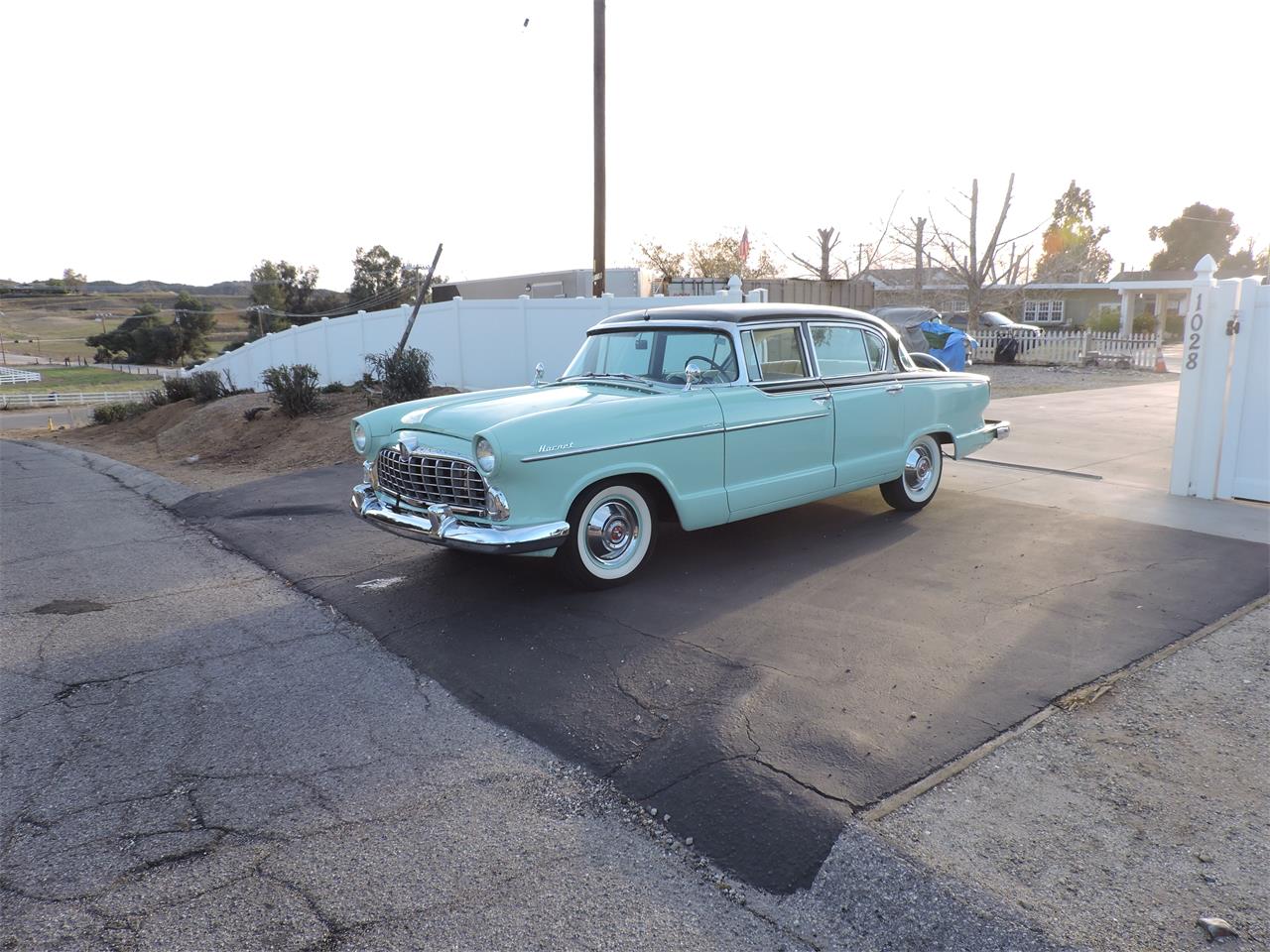 Hudson-Hornet-custom-1955-blue-white-23