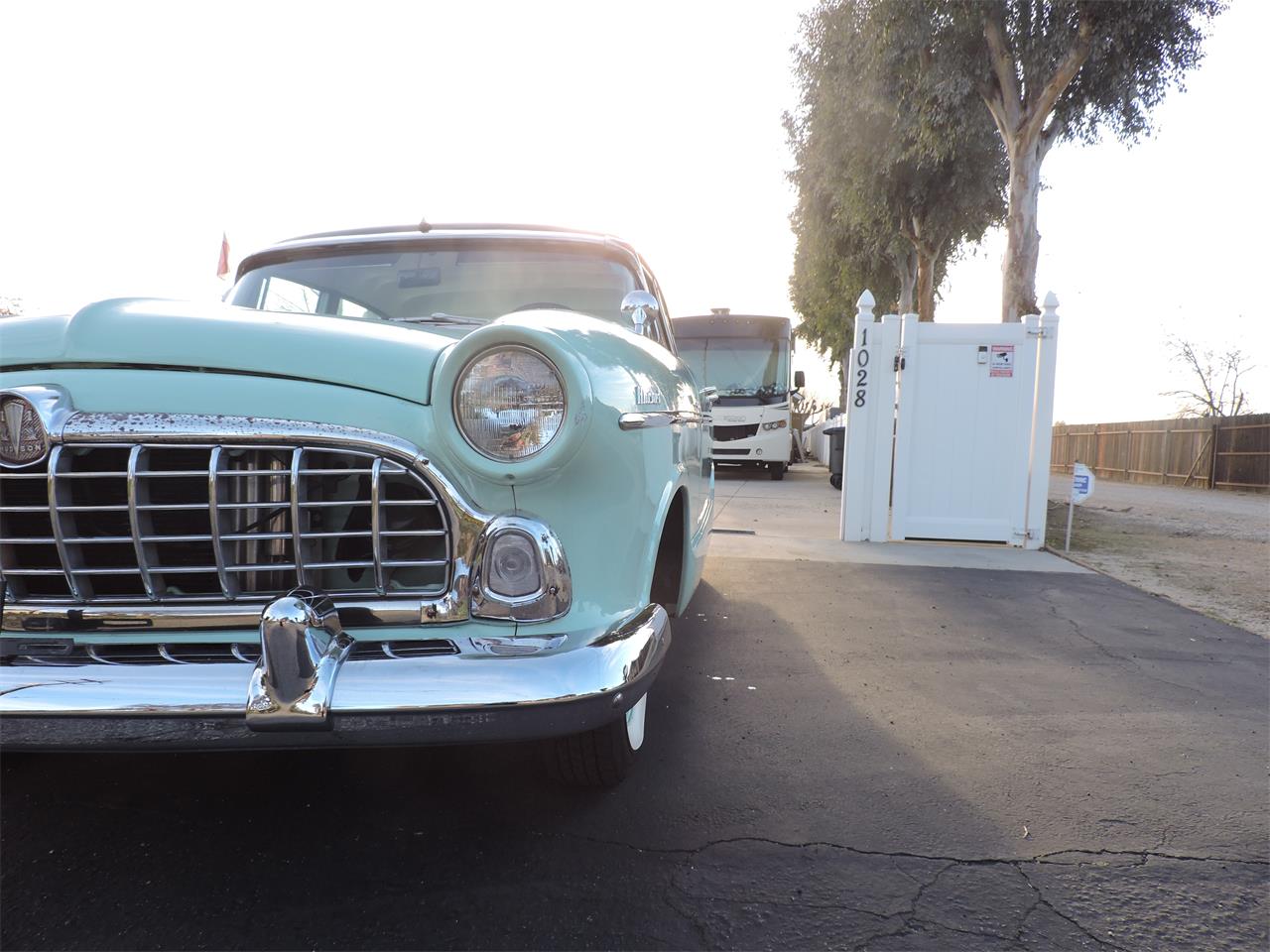 Hudson-Hornet-custom-1955-blue-white-25