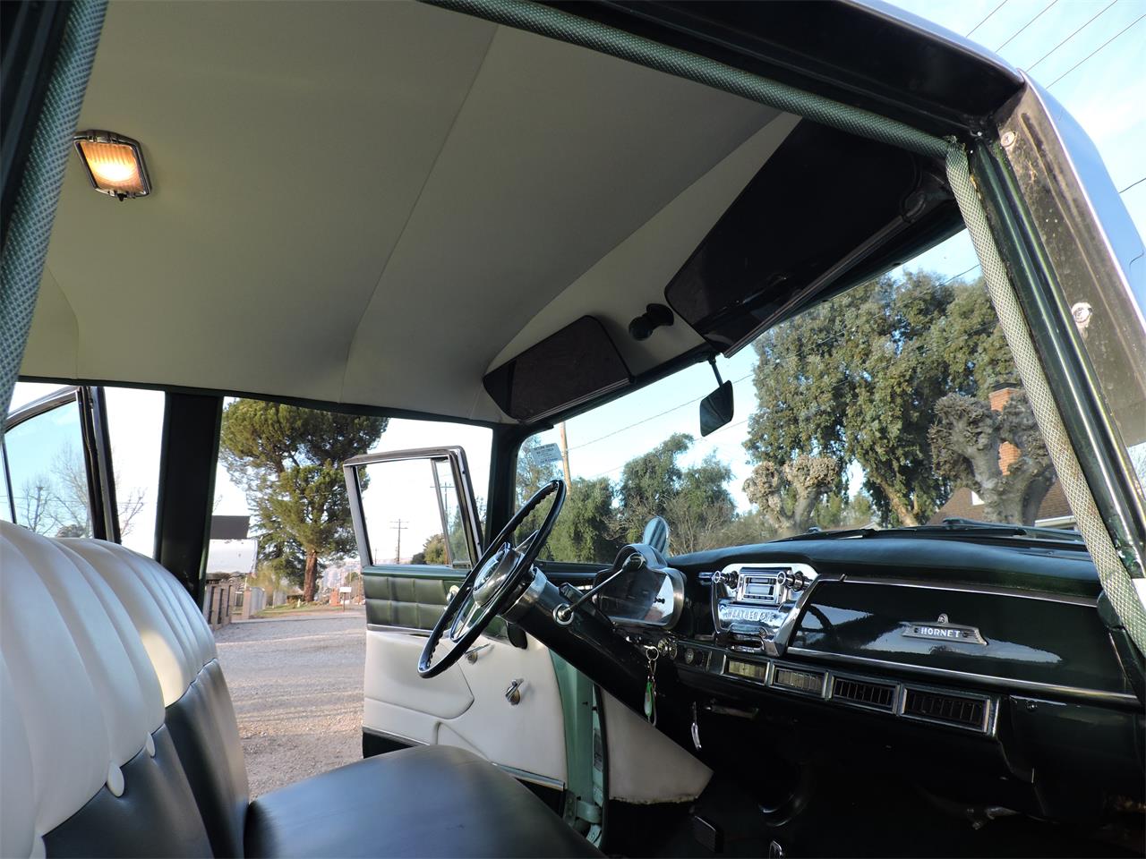 Hudson-Hornet-custom-1955-blue-white-30