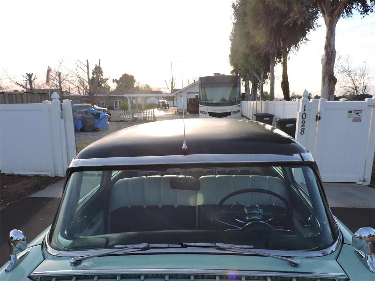 Hudson-Hornet-custom-1955-blue-white-34