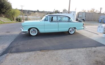 Hudson-Hornet-custom-1955-blue-white