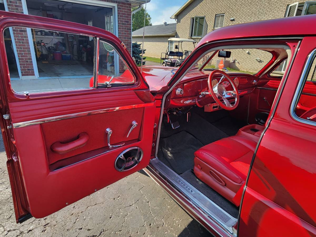 Hudson-super-six-1949-red-8