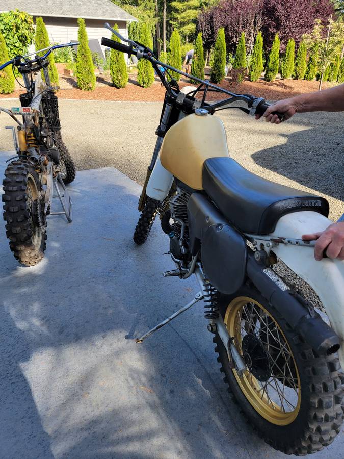 Husqvarna-1982-white-1