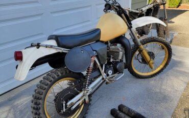 Husqvarna-1982-white