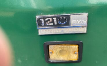 International-1210-camper-special-1973-green-12