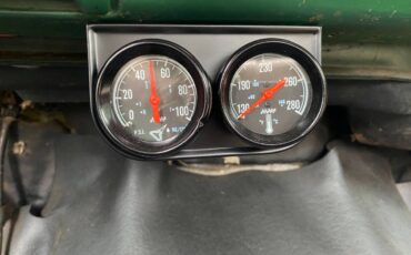 International-1210-camper-special-1973-green-20
