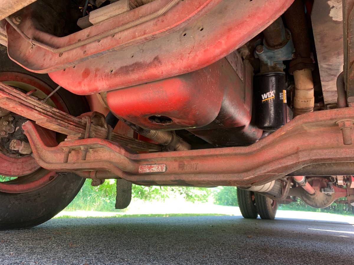 International-4600-diesel-1990-red-10