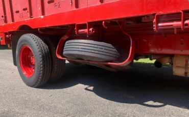 International-4600-diesel-1990-red-18
