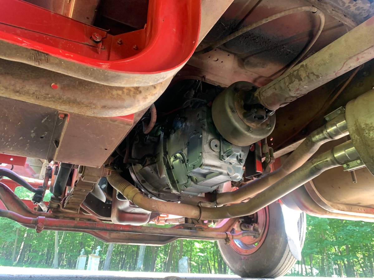 International-4600-diesel-1990-red-19