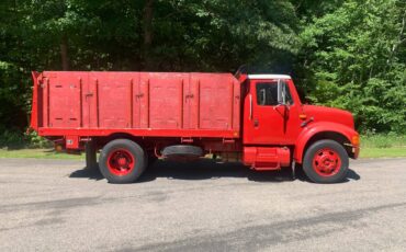 International-4600-diesel-1990-red-4