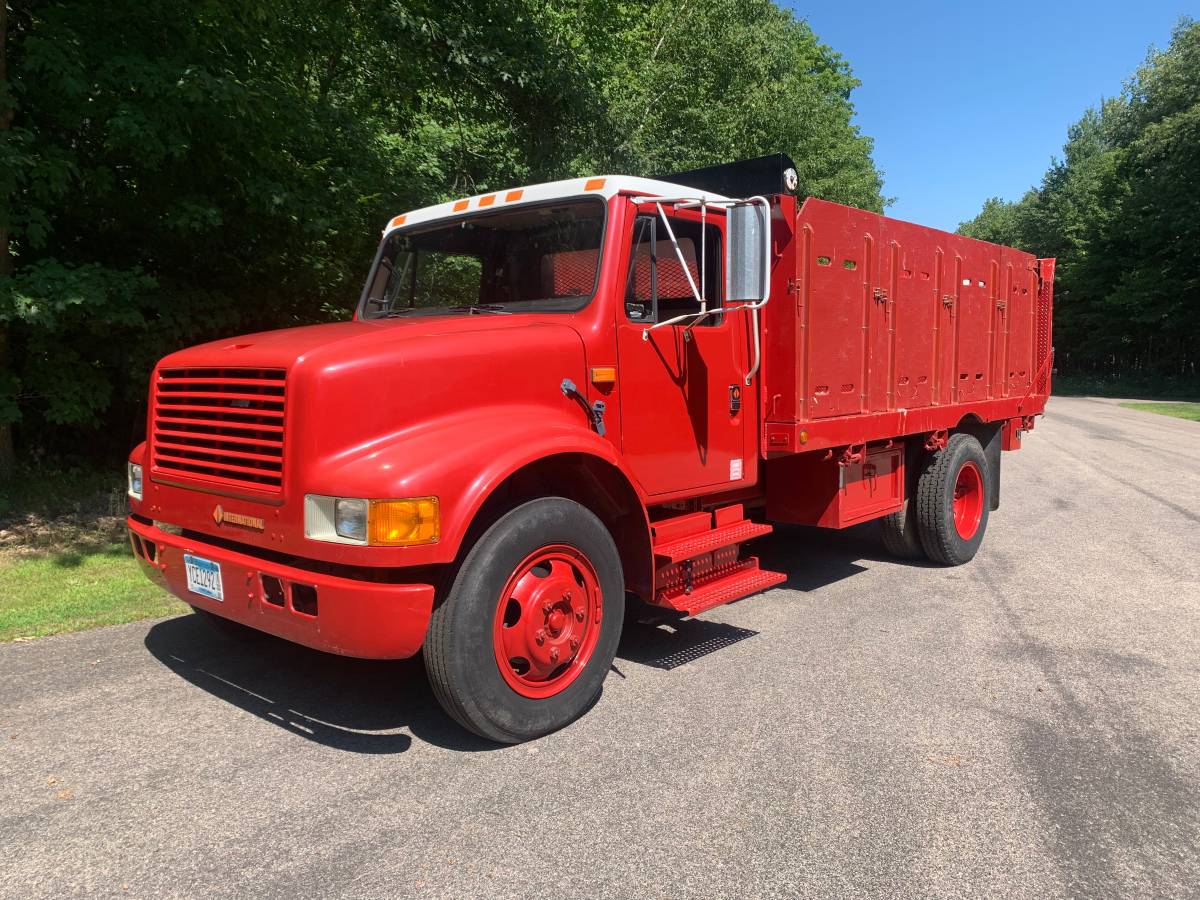 International-4600-diesel-1990-red-6