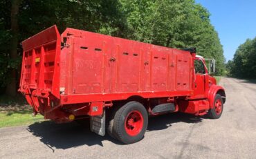 International-4600-diesel-1990-red-8