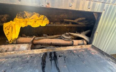 International-4600-diesel-1993-white-6