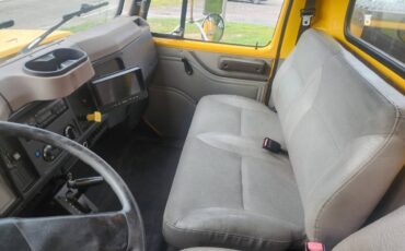 International-4700-diesel-1995-yellow-12