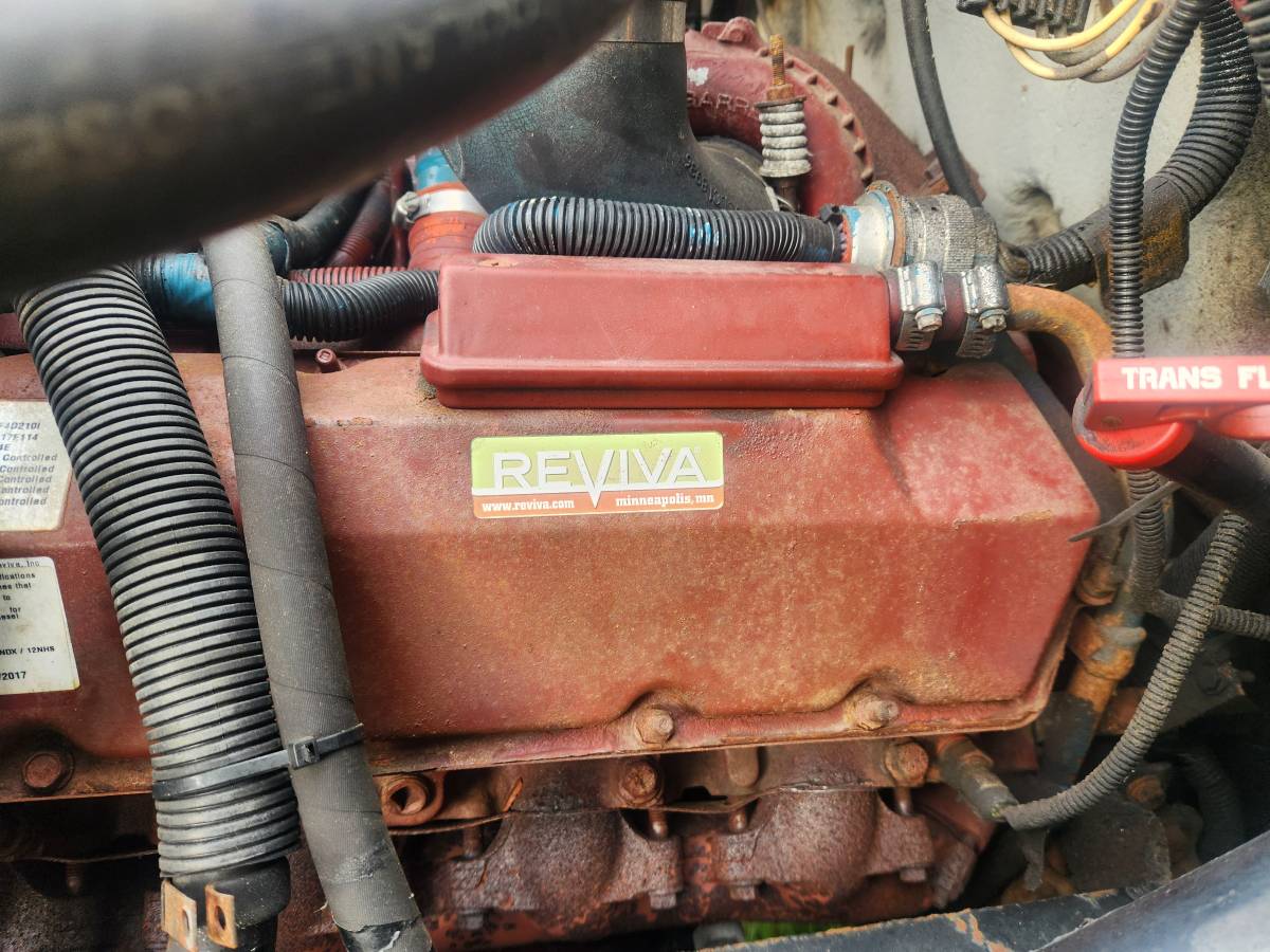 International-4700-diesel-1995-yellow-9