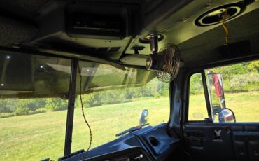International-9700-diesel-1989-blue-8