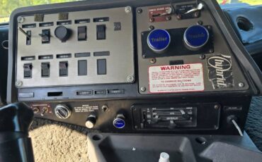 International-9700-diesel-1989-blue-9