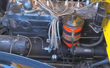 International-Harvester-12-Ton-Pickup-1940-Standard-Cab-Pickup-16