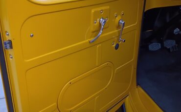 International-Harvester-12-Ton-Pickup-1940-Standard-Cab-Pickup-19