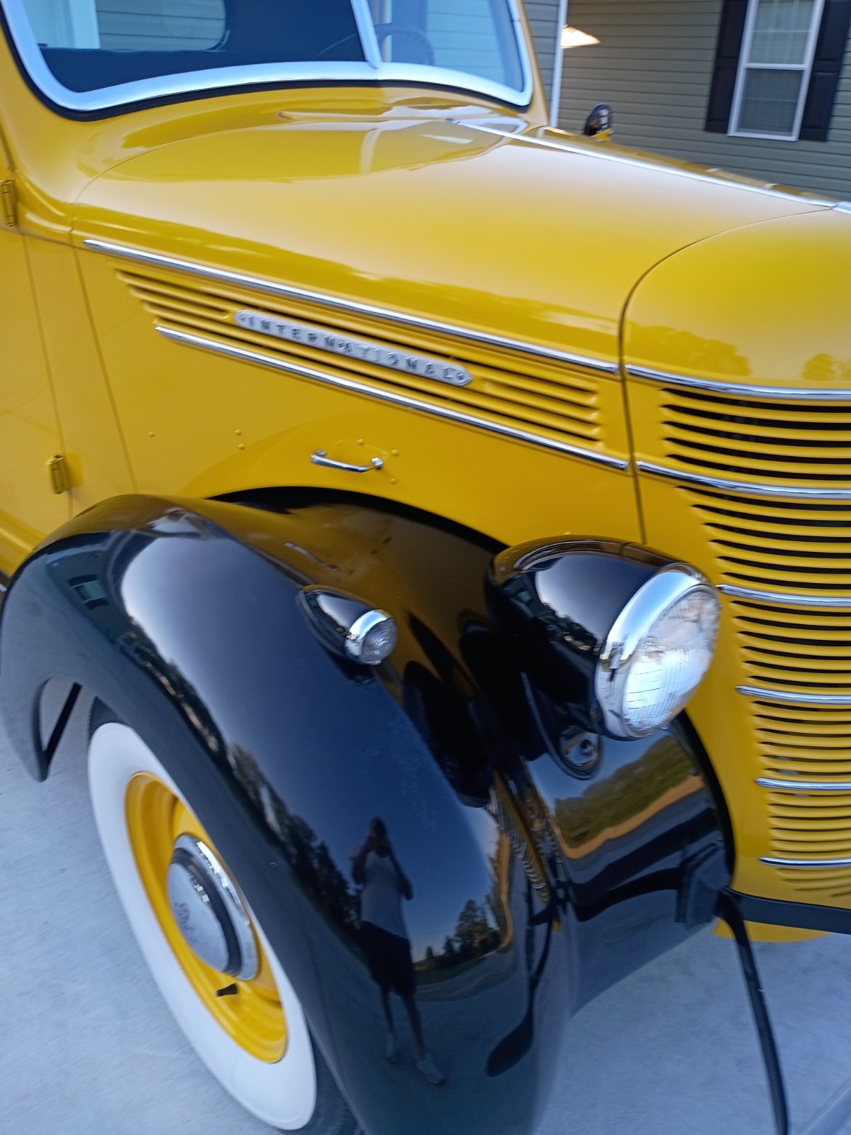 International-Harvester-12-Ton-Pickup-1940-Standard-Cab-Pickup-22