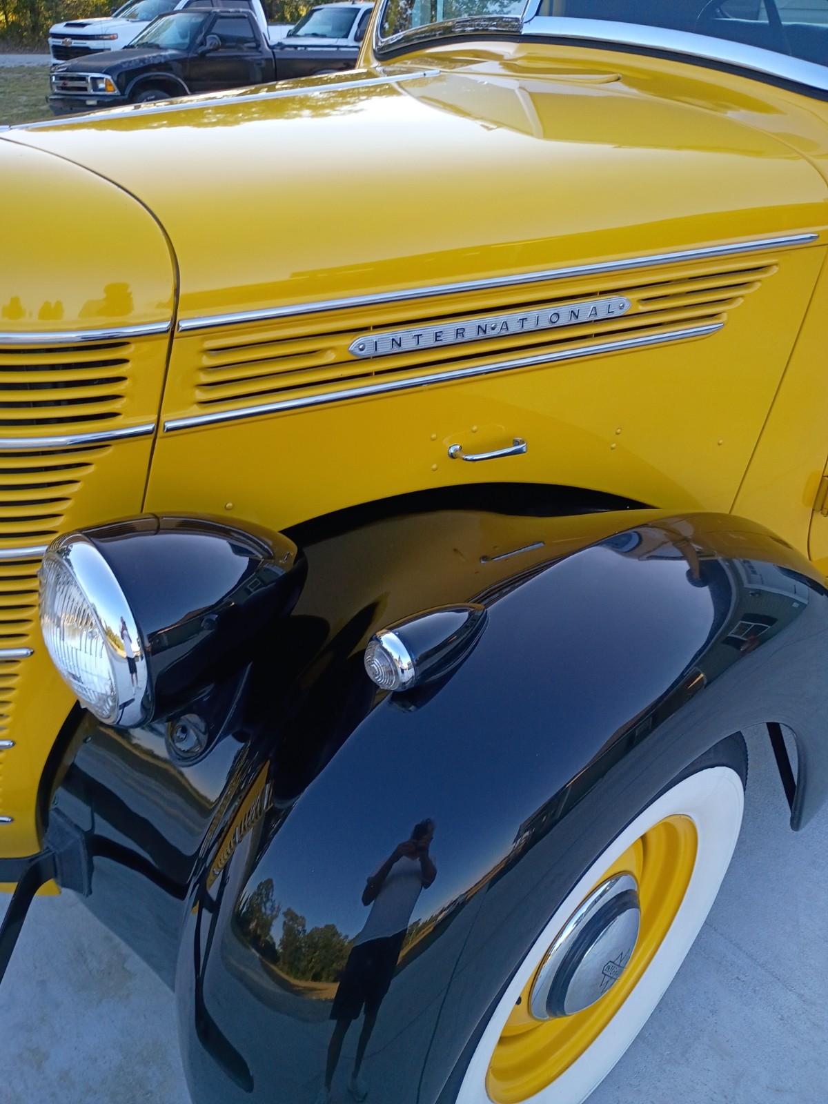 International-Harvester-12-Ton-Pickup-1940-Standard-Cab-Pickup-23