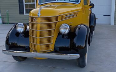 International-Harvester-12-Ton-Pickup-1940-Standard-Cab-Pickup-3