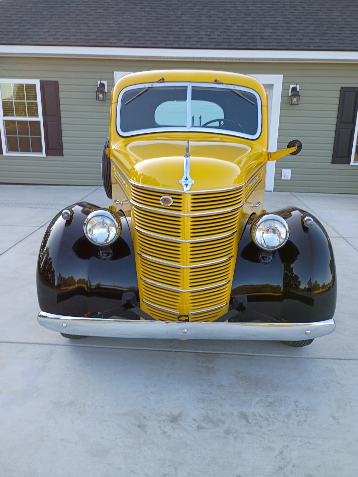 International-Harvester-12-Ton-Pickup-1940-Standard-Cab-Pickup-6
