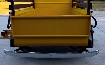 International-Harvester-12-Ton-Pickup-1940-Standard-Cab-Pickup-8