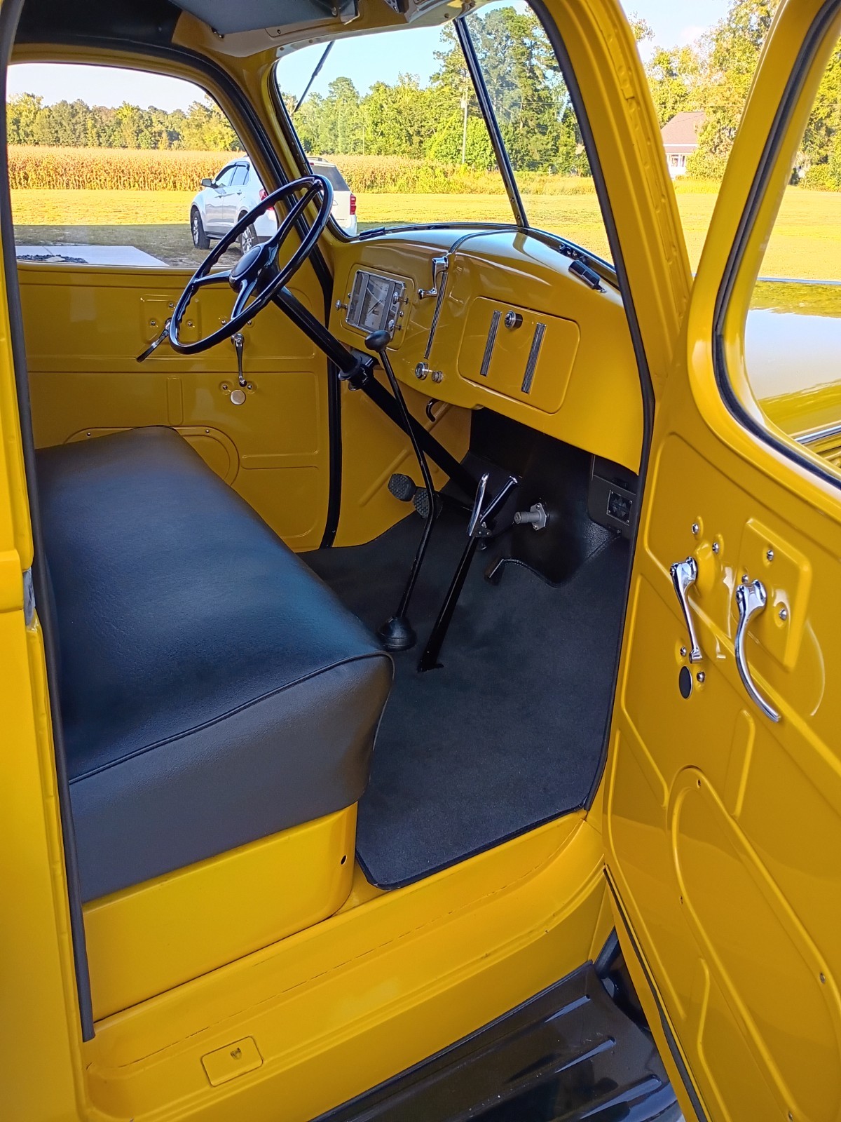 International-Harvester-12-Ton-Pickup-1940-Standard-Cab-Pickup-9